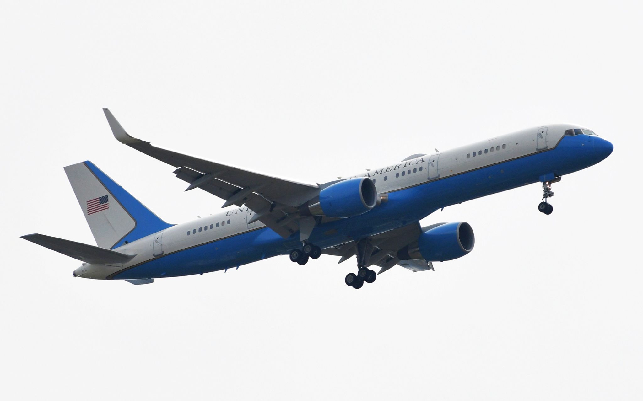 Boeing C-32A (B752) "USAF"